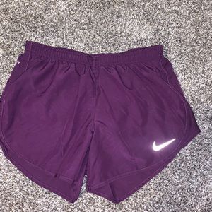 Women’s Nike running shorts (xs)
